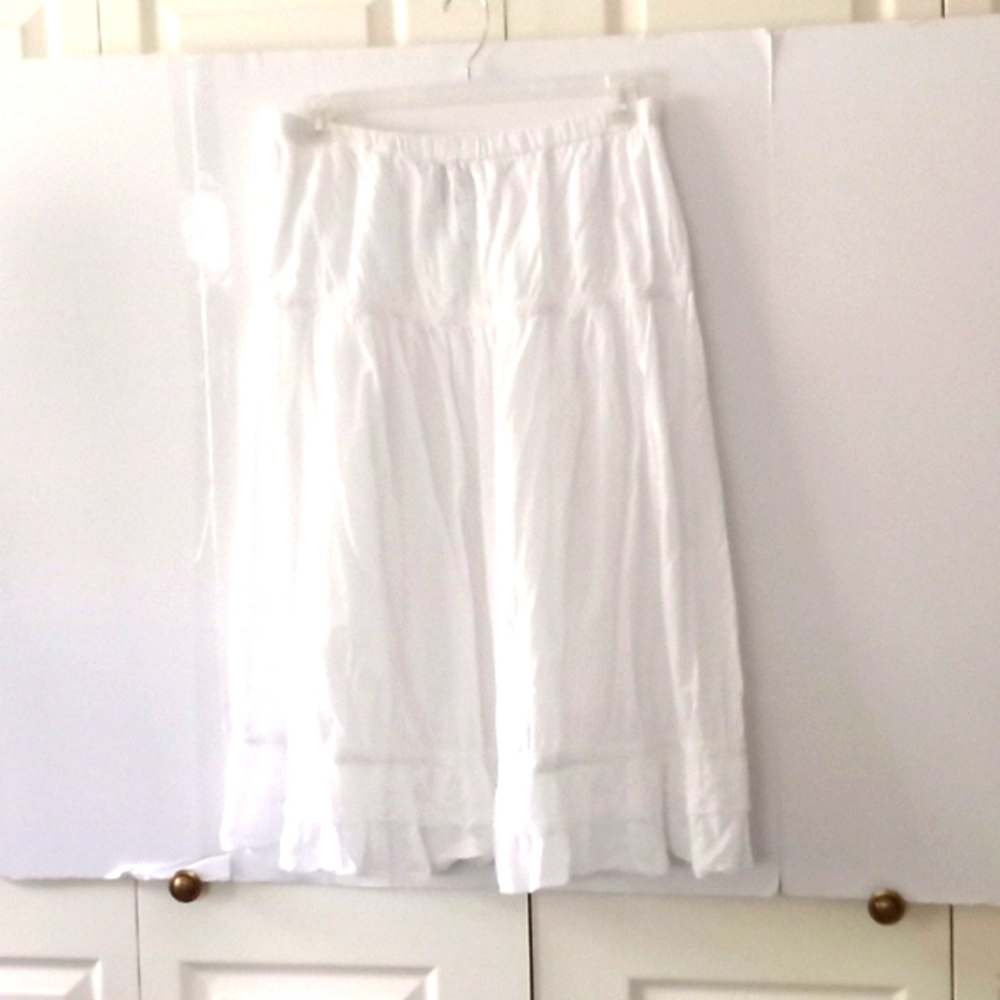 Basic Editions Women's Cotton Trim Ruffle Skirt - Size (L) - White